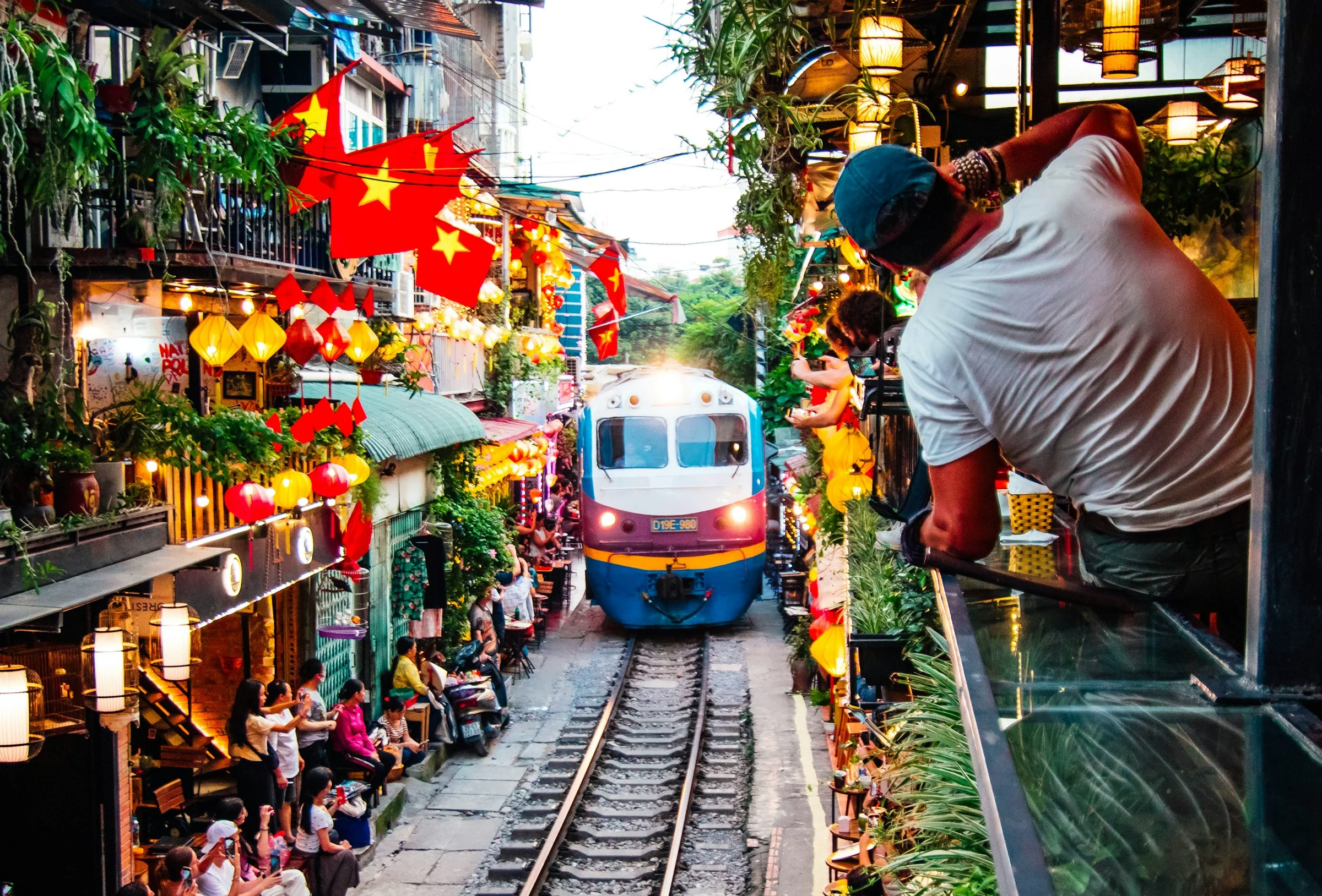 Hanoi rail street